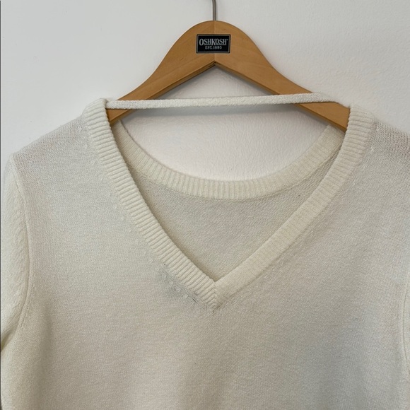 NEW 1. State Embellished V-Back Long Sleeve Sweater Soft Knit - Picture 11 of 15